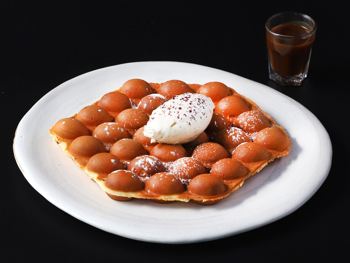 Plain Hong Kong Style Bubble Waffle